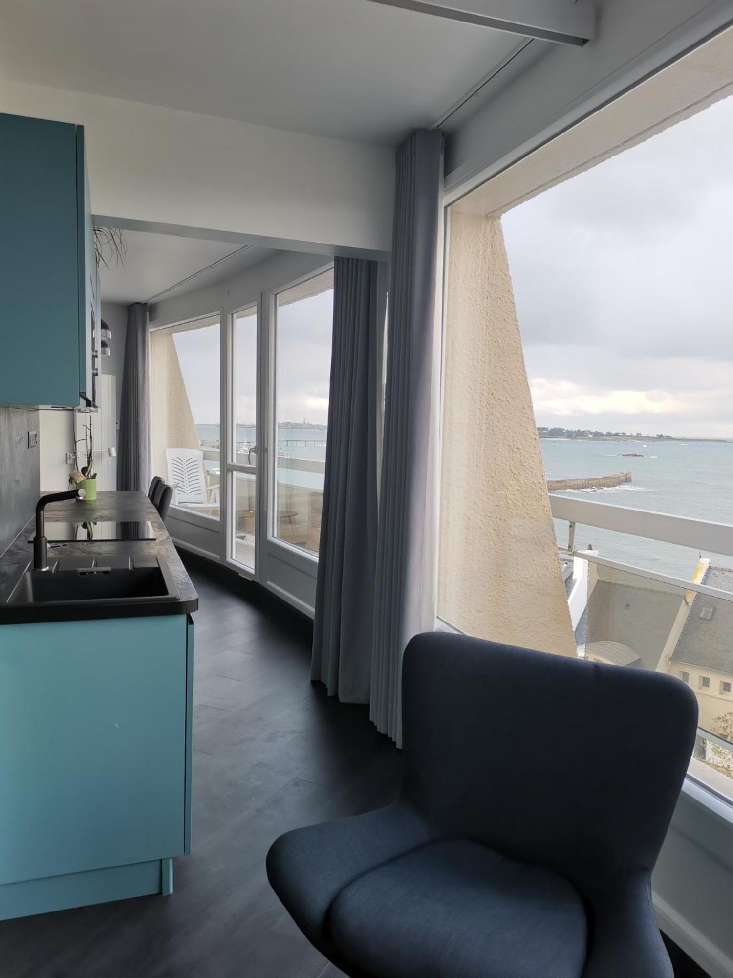 T2, Vue Panoramique, 2 Min A Pied De La Apartment Roscoff